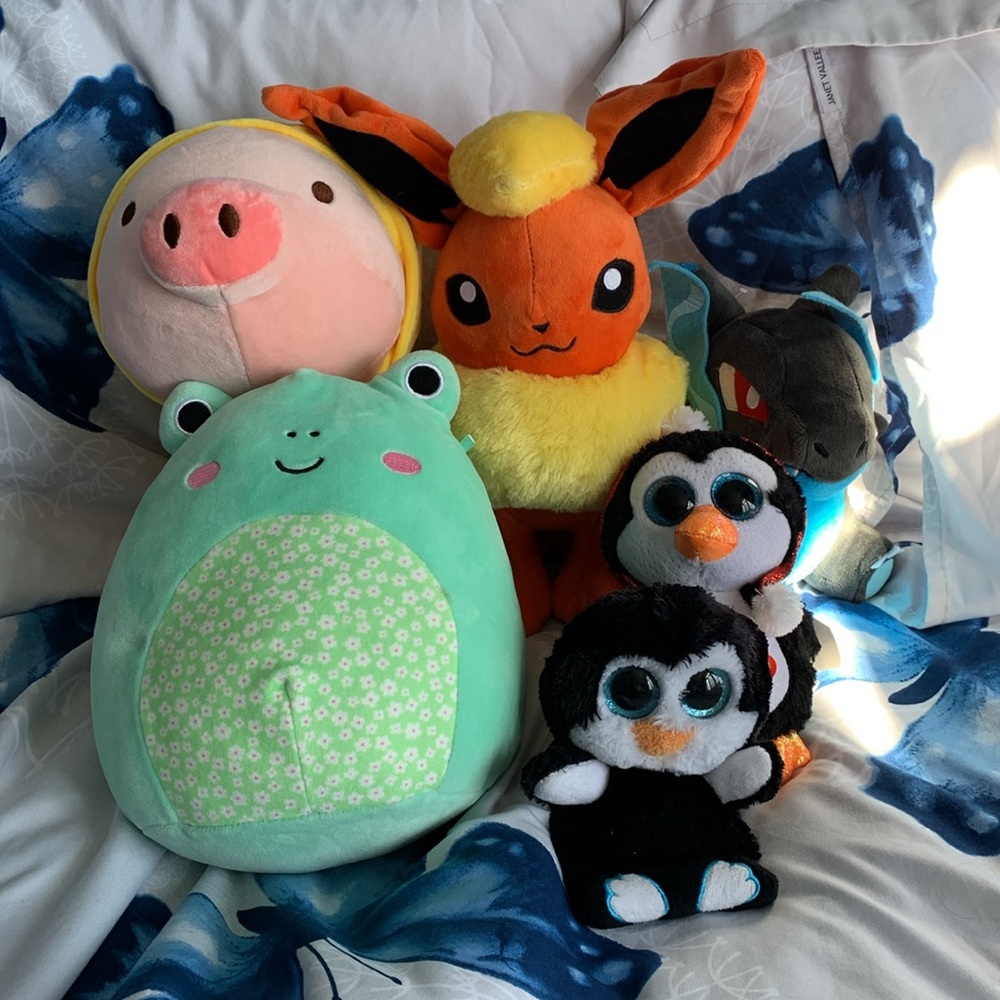 Assorted Plushies